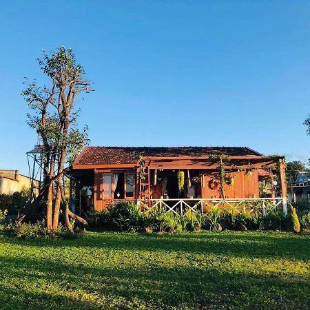 Dugiang Homestay Buôn Ma Thuột Esterno foto