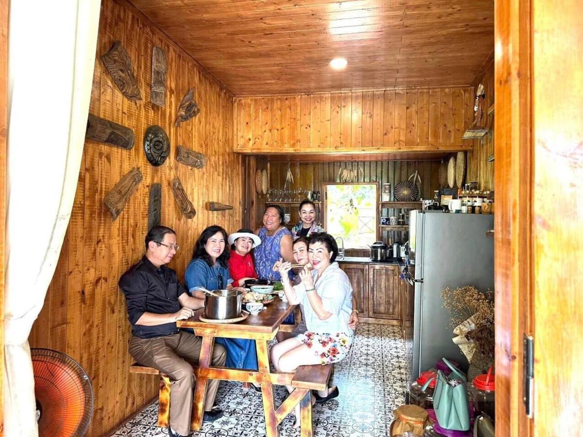 Dugiang Homestay Buôn Ma Thuột Esterno foto